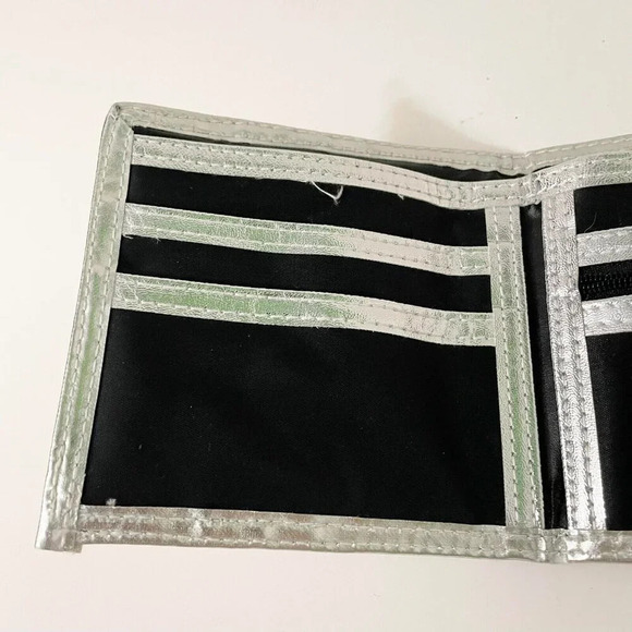 Vintage 1992 Fab  Thunderbirds Tri Fold Wallet Retro TV Show Collectable - Picture 8 of 16